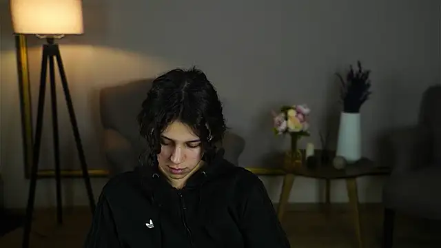 JinnyProtsman online show from April 24, 2:30 pm