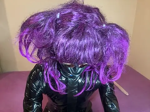 Snapshot of crazytranny chatting on March 12, 7:06 pm crazytranny online show from March 12, 7:06 pm