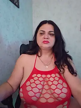 -CUTE-EVVIL- online show from May 30, 7:55 pm