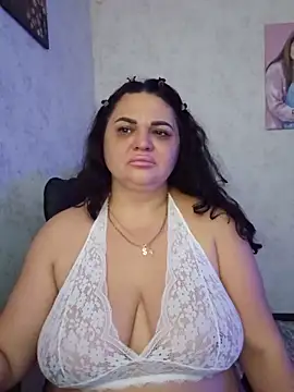 -CUTE-EVVIL- online show from June 7, 6:44 pm