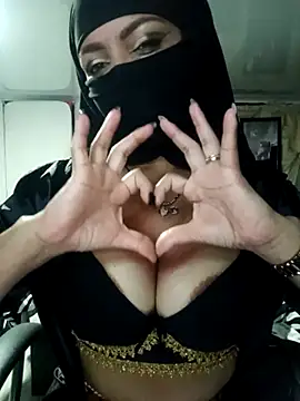 Snapshot of nadia__abaud chatting on March 10, 11:27 pm nadia  abaud online show from March 10, 11:27 pm