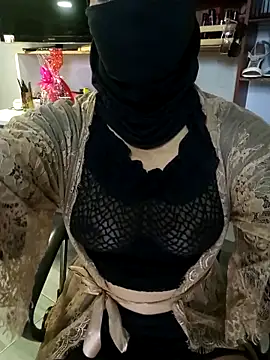 Snapshot of nadia__abaud chatting on October 19, 11:05 pm nadia  abaud online show from October 19, 11:05 pm