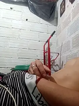 Novafull04 online show from April 28, 12:32 pm