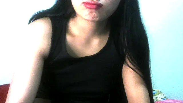 Snapshot of sharmeeli_sima chatting on June 5, 7:14 am sharmeeli sima online show from June 5, 7:14 am