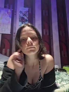 sweet angely online show from April 28, 7:41 pm