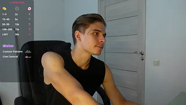 Snapshot of David_Heath chatting on July 30, 4:06 pm David Heath online show from July 30, 4:06 pm