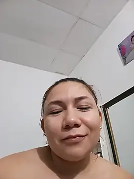 Snapshot of Luna_Morch chatting on June 7, 3:21 am Luna Morch online show from June 7, 3:21 am