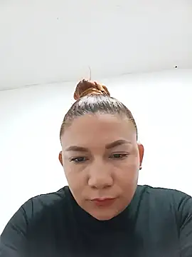 Snapshot of Luna_Morch chatting on June 10, 11:57 pm Luna Morch online show from June 10, 11:57 pm