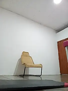 Snapshot of Luna_Morch chatting on June 11, 12:32 am Luna Morch online show from June 11, 12:32 am