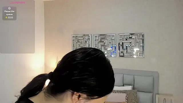 Snapshot of sofia__thompson chatting on May 16, 12:51 am sofia thompson online show from May 16, 12:51 am
