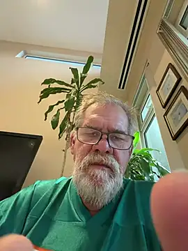 Snapshot of Caesar_Baxter chatting on July 21, 11:12 am Caesar Baxter online show from July 21, 11:12 am