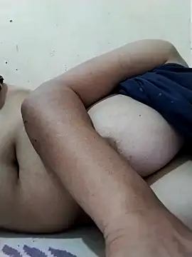 Zi90m online show from April 26, 4:43 am