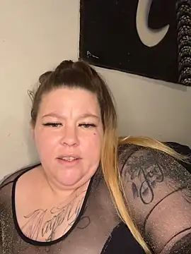 QueenThickmz online show from April 26, 8:56 am
