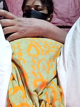 Snapshot of Gulapi_N chatting on May 25, 3:40 pm Gulapi N online show from May 25, 3:40 pm
