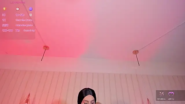 nicki-west online show from July 9, 7:51 pm