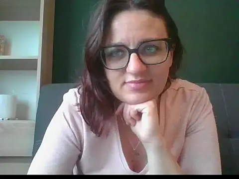 sensual paris online show from May 21, 5:36 am
