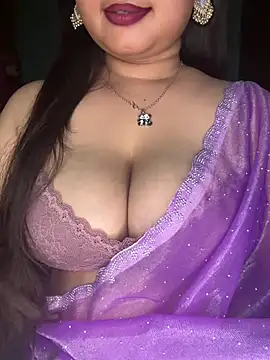 Naughty pooja44 online show from August 2, 7:12 pm