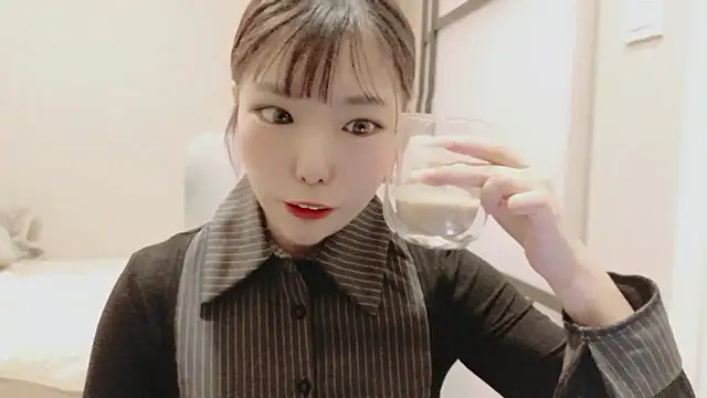 Snapshot of hono__38 chatting on May 20, 9:37 am hono 38 online show from May 20, 9:37 am