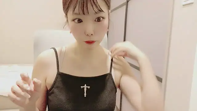 Snapshot of hono__38 chatting on June 19, 1:37 pm hono 38 online show from June 19, 1:37 pm
