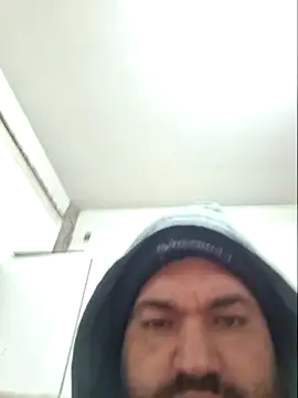 Snapshot of comeraba chatting on May 13, 11:33 pm comeraba online show from May 13, 11:33 pm