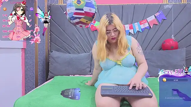 Snapshot of valeria-niuk chatting on June 28, 2:45 pm valeria-niuk online show from June 28, 2:45 pm