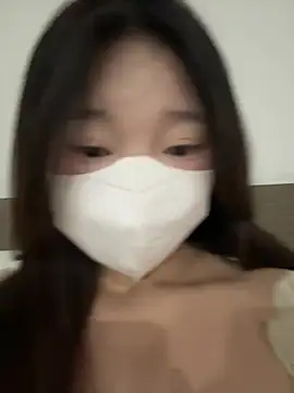 Snapshot of Ni_Tran chatting on July 15, 8:08 am Ni Tran online show from July 15, 8:08 am