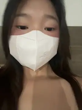 Snapshot of Ni_Tran chatting on July 16, 5:19 pm Ni Tran online show from July 16, 5:19 pm