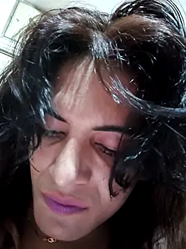 Snapshot of SexyShila-97 chatting on June 24, 5:12 pm SexyShila-97 online show from June 24, 5:12 pm