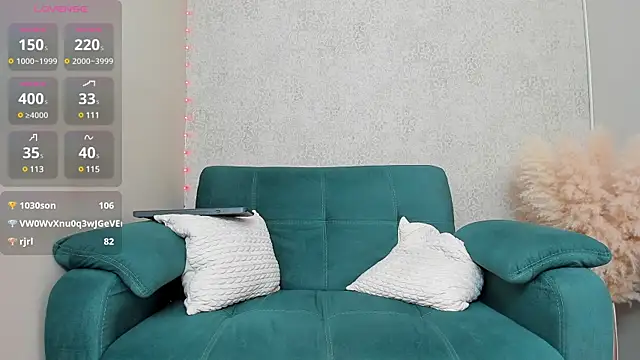 Snapshot of paolarey chatting on January 14, 5:19 am paolarey online show from January 14, 5:19 am