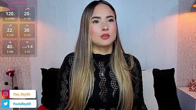 paolarey online show from February 20, 9:48 pm