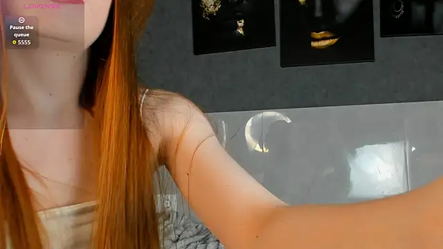 Snapshot of Greys_Fox chatting on May 18, 8:36 pm Greys Fox online show from May 18, 8:36 pm