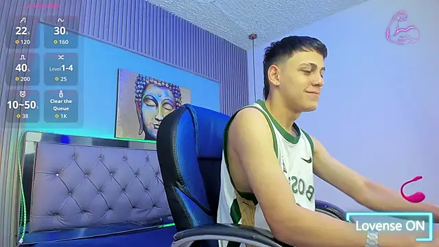 Snapshot of Ethanx18_ chatting on July 30, 4:55 am Ethanx18 online show from July 30, 4:55 am
