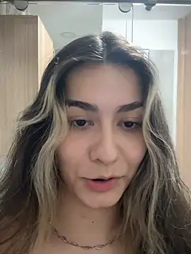 Snapshot of Bonnie_Rider chatting on May 14, 12:17 am Bonnie Rider online show from May 14, 12:17 am