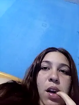 Eylora online show from May 7, 3:56 am