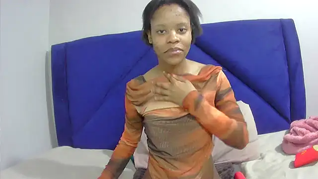 Snapshot of TheSexyBibi chatting on June 27, 2:01 pm TheSexyBibi online show from June 27, 2:01 pm