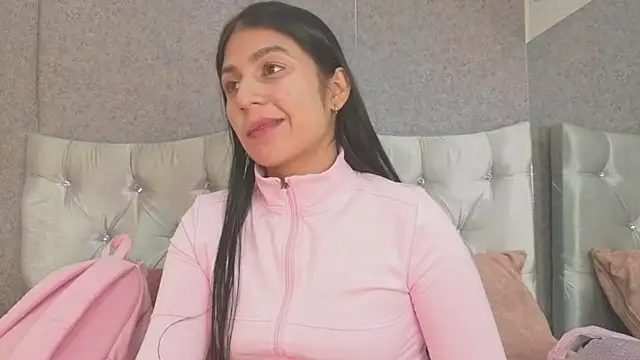 Snapshot of VictoriaaLopez chatting on July 24, 1:09 pm VictoriaaLopez online show from July 24, 1:09 pm