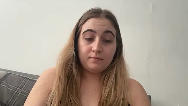 Snapshot of Taylormillie471 chatting on June 4, 1:50 pm Taylormillie471 online show from June 4, 1:50 pm