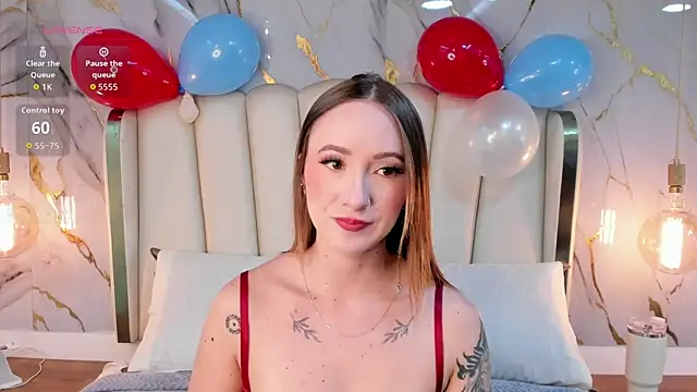 Snapshot of Hannah_Lane chatting on July 5, 12:12 pm Hannah Lane online show from July 5, 12:12 pm