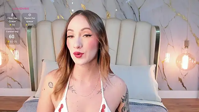Snapshot of Hannah_Lane chatting on July 11, 12:30 pm Hannah Lane online show from July 11, 12:30 pm