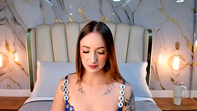 Snapshot of Hannah_Lane chatting on July 26, 12:45 pm Hannah Lane online show from July 26, 12:45 pm