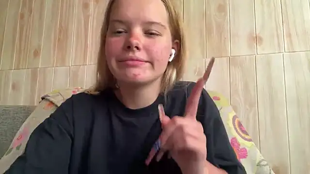 Malinwitch online show from July 15, 5:34 am