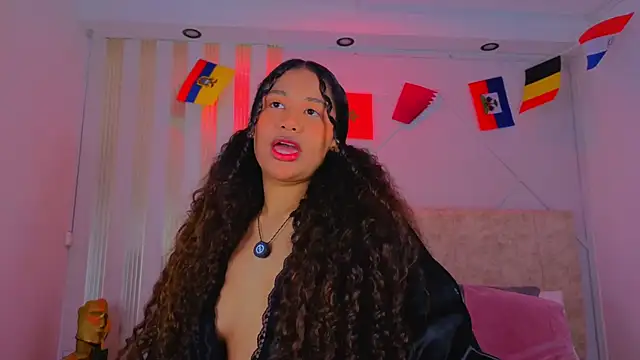 secretestrella online show from June 29, 3:02 am