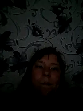 Snapshot of MikkiLove777 chatting on May 6, 11:15 am MikkiLove777 online show from May 6, 11:15 am