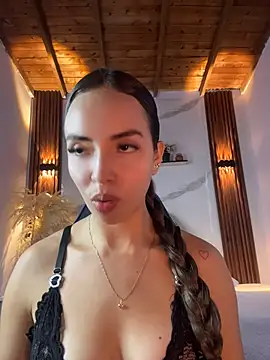 Snapshot of catalina_lafer chatting on June 5, 2:56 pm catalina lafer online show from June 5, 2:56 pm