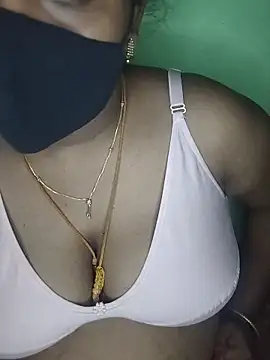 Snapshot of tamil_butterfly chatting on June 8, 10:37 am tamil butterfly online show from June 8, 10:37 am