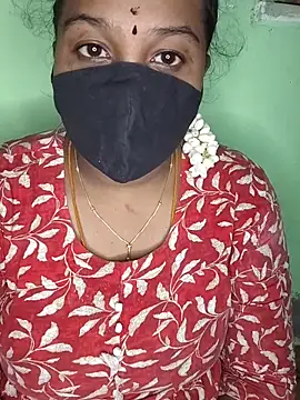 Snapshot of tamil_butterfly chatting on June 10, 3:11 pm tamil butterfly online show from June 10, 3:11 pm