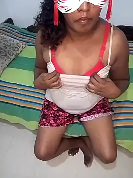 Kristeena- online show from April 30, 4:46 pm