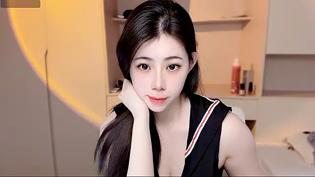 Snapshot of Tangerine-en chatting on May 11, 1:11 am Tangerine-en online show from May 11, 1:11 am