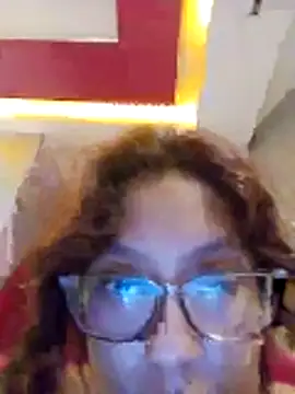 Snapshot of Grace_Moon04 chatting on May 16, 9:50 am Grace Moon04 online show from May 16, 9:50 am