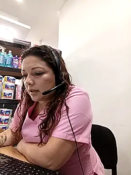 Snapshot of SAMANTHA--02 chatting on May 12, 12:57 pm SAMANTHA--02 online show from May 12, 12:57 pm